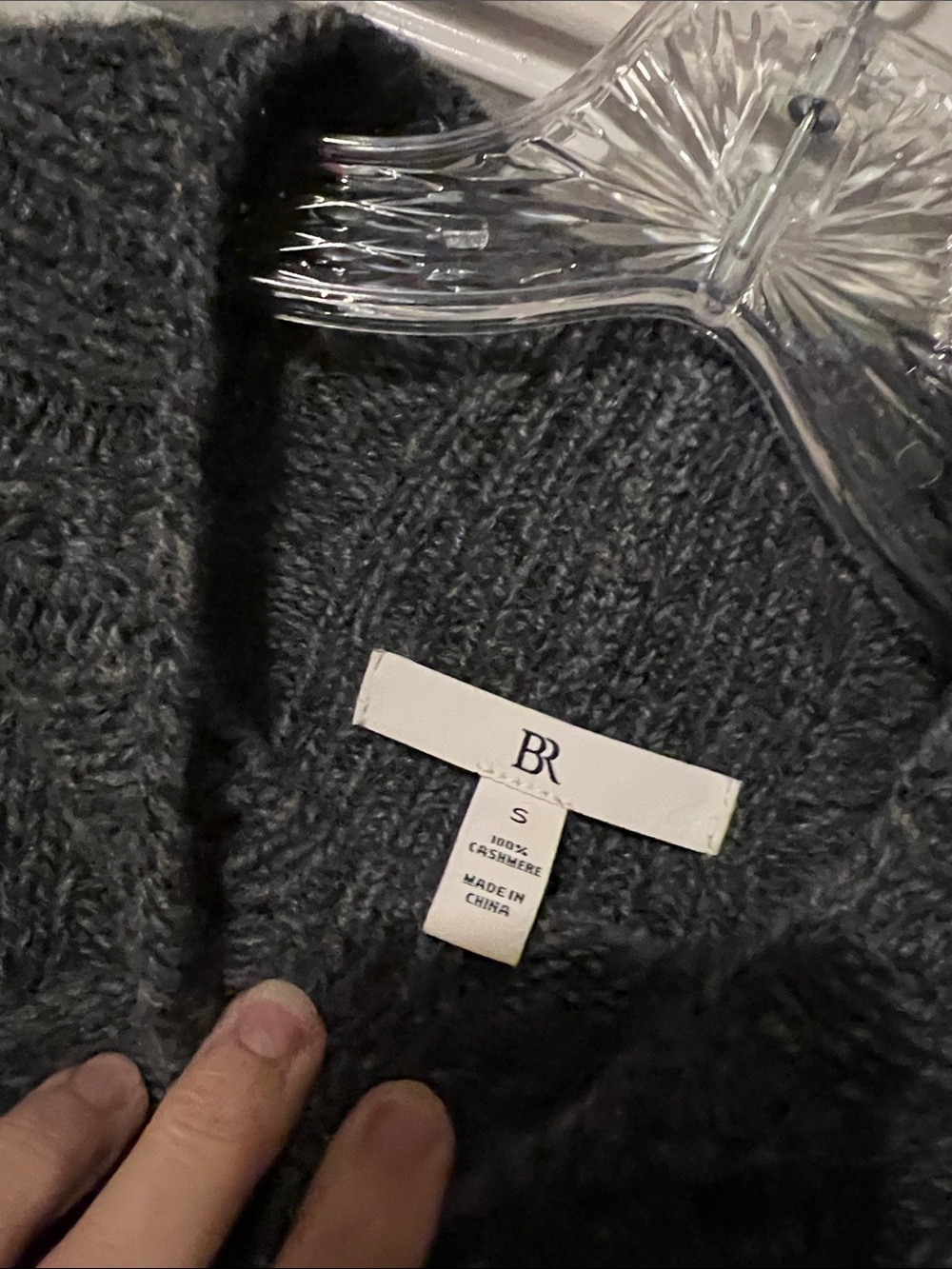 BANANA REPUBLIC Cashmere Cable-Knit Cropped Sweater With Vented Back, S - Picture 3 of 8
